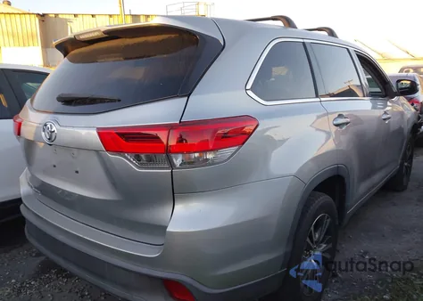 2017 Toyota Highlander Le из США, поврежденный, VIN 5TDZZRFH7HS212370